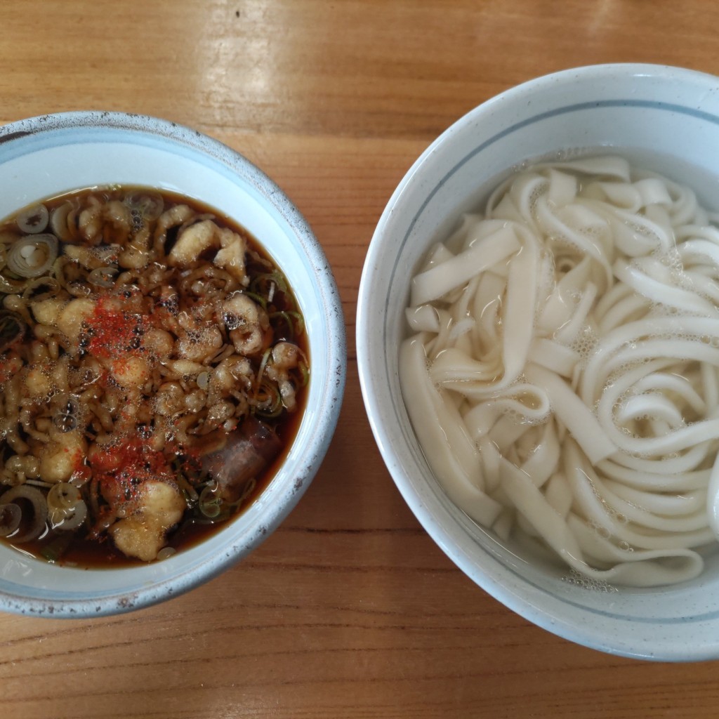 ユーザーが投稿した麺1玉の写真 - 実際訪問したユーザーが直接撮影して投稿した岡本町うどん新井こう平製麺所(こう平うどん)の写真