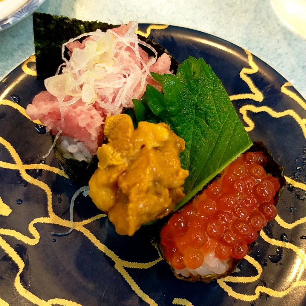 ユーザーが投稿した軍艦三種の写真 - 実際訪問したユーザーが直接撮影して投稿した大島回転寿司ぐるめ寿司 追分店の写真