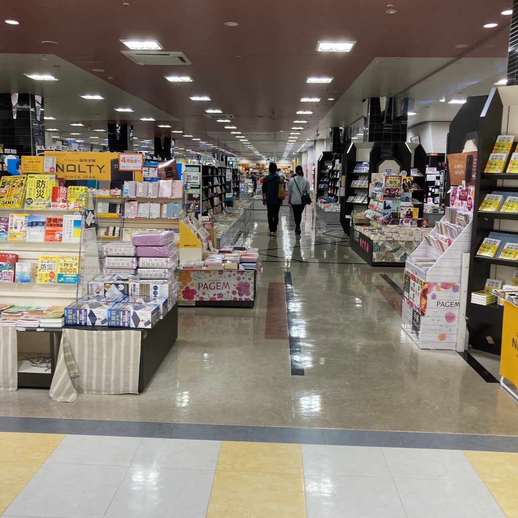 ナリリン45さんが投稿した前川書店 / 古本屋のお店須原屋川口前川店/スハラヤカワグチマエカワテンの写真