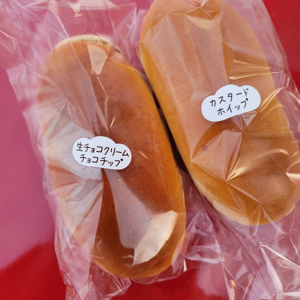 ユーザーが投稿したカスタードホイップの写真 - 実際訪問したユーザーが直接撮影して投稿した浅草ベーカリーパンの田島 浅草ROX店の写真
