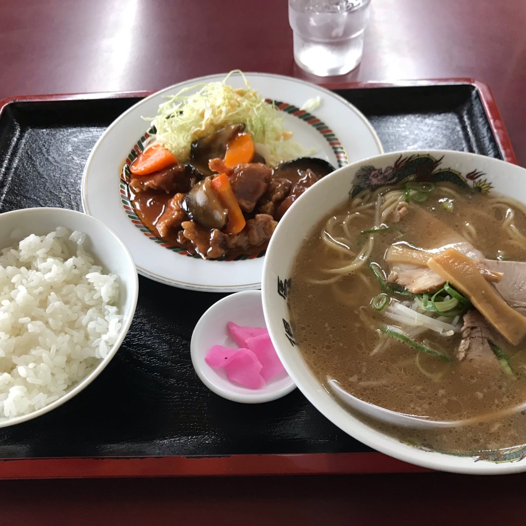 あまちゃんさんが投稿した小倉町ラーメン / つけ麺のお店但馬ラーメン春日森店/タジマラーメンカスガモリテンの写真