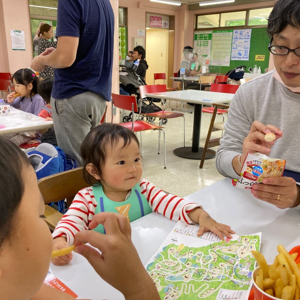 実際訪問したユーザーが直接撮影して投稿した程久保定食屋多摩動物公園 コアラ下売店の写真