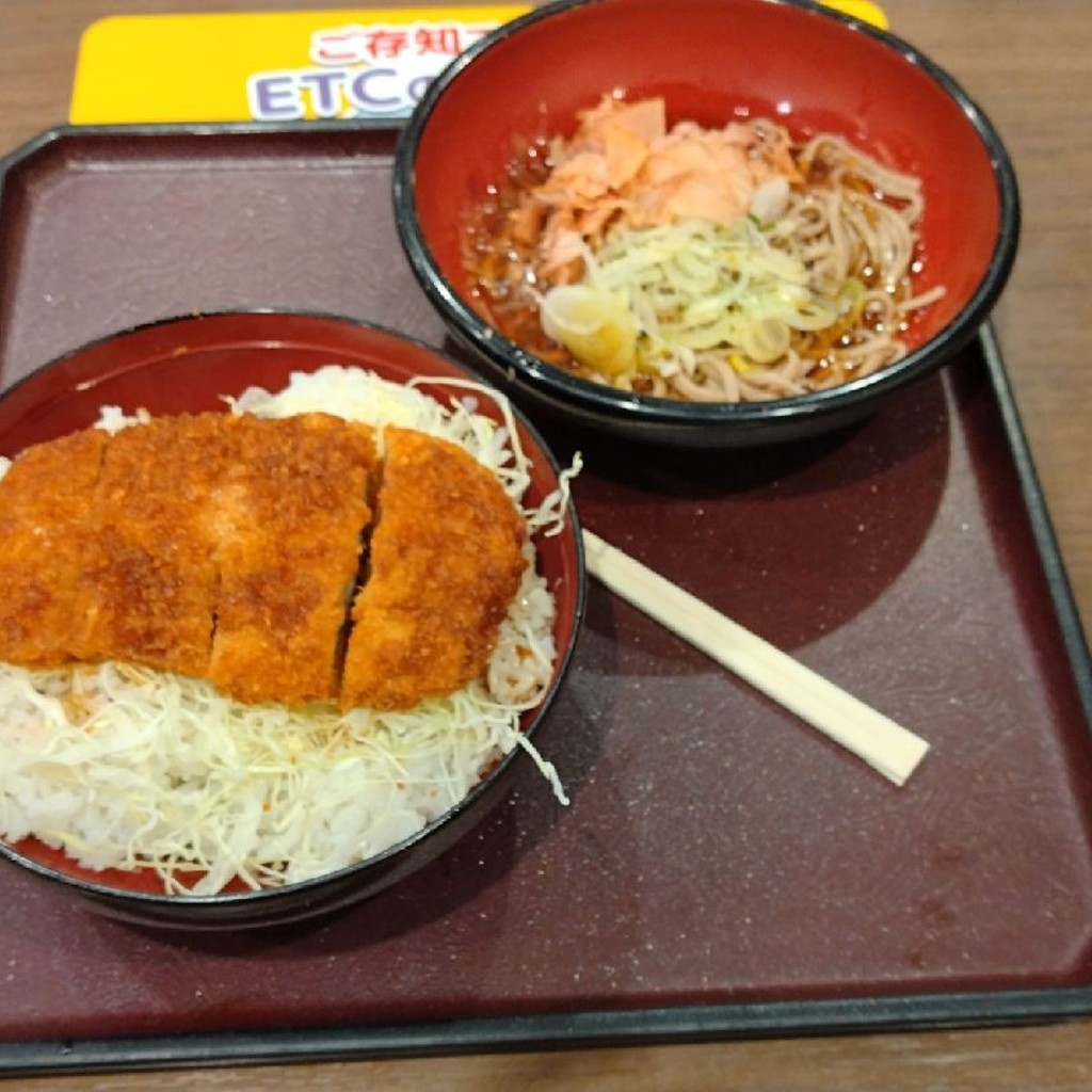 ユーザーが投稿したソースかつ丼とおろし蕎麦の写真 - 実際訪問したユーザーが直接撮影して投稿した上野フードコート南条サービスエリア(下り)南条フードコートの写真