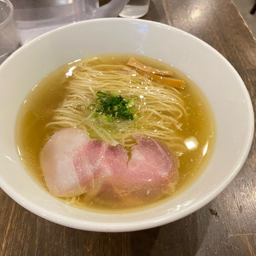 ユーザーが投稿した塩ラーメンの写真 - 実際訪問したユーザーが直接撮影して投稿した原町田ラーメン専門店町田汁場 進化 町田駅前店の写真