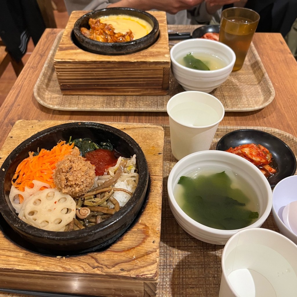 ユーザーが投稿した石焼ビビンパの写真 - 実際訪問したユーザーが直接撮影して投稿した新港中華料理横浜麺大将の写真