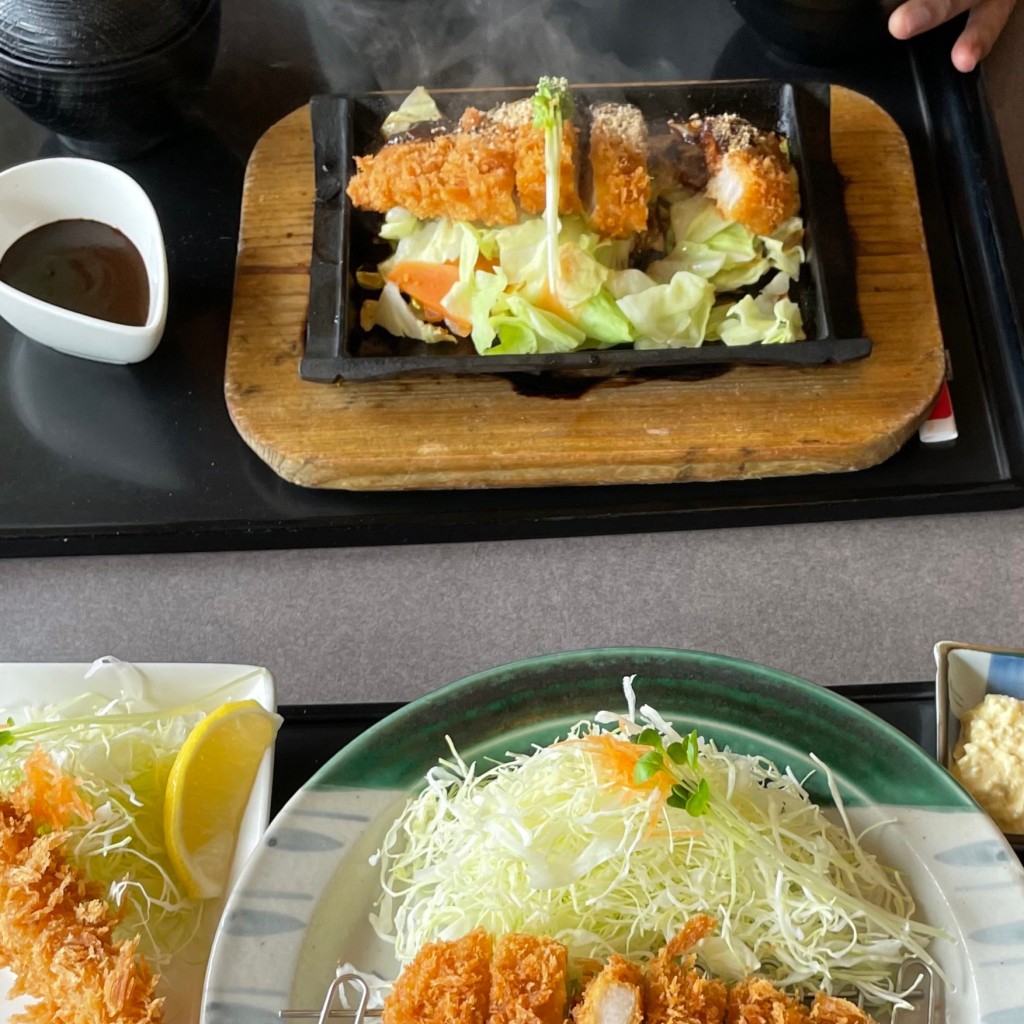 ユーザーが投稿した鍋みそかつ定食ランチの写真 - 実際訪問したユーザーが直接撮影して投稿した具志とんかつとんかつ太郎 小禄店の写真