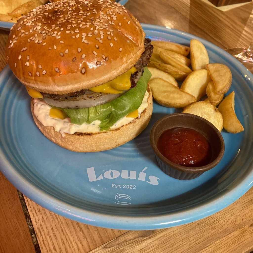 ユーザーが投稿したSo チェダーチーズバーガーの写真 - 実際訪問したユーザーが直接撮影して投稿した南砂ハンバーガーLouis Hamburger Restaurantの写真