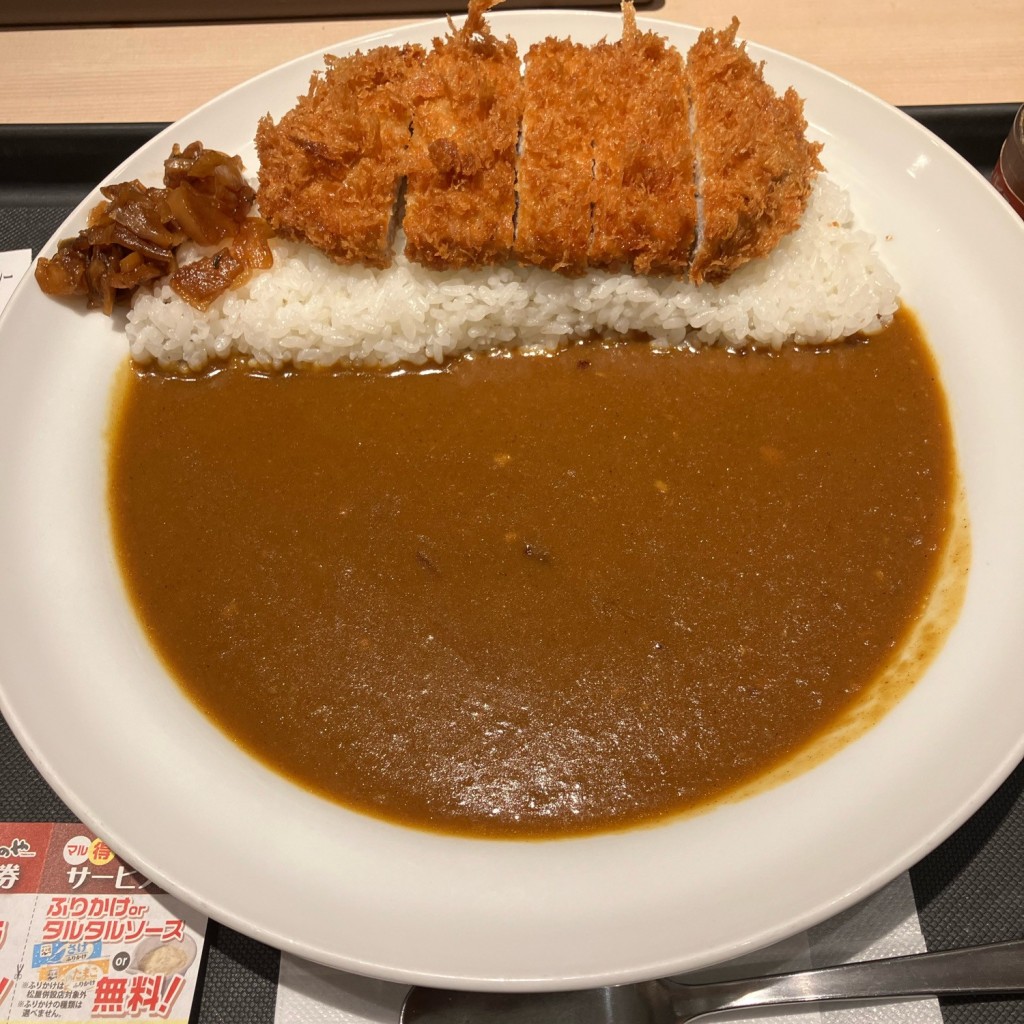 ユーザーが投稿したロースかつカレーの写真 - 実際訪問したユーザーが直接撮影して投稿した伊勢佐木町カレーマイカリー食堂 伊勢佐木町店の写真