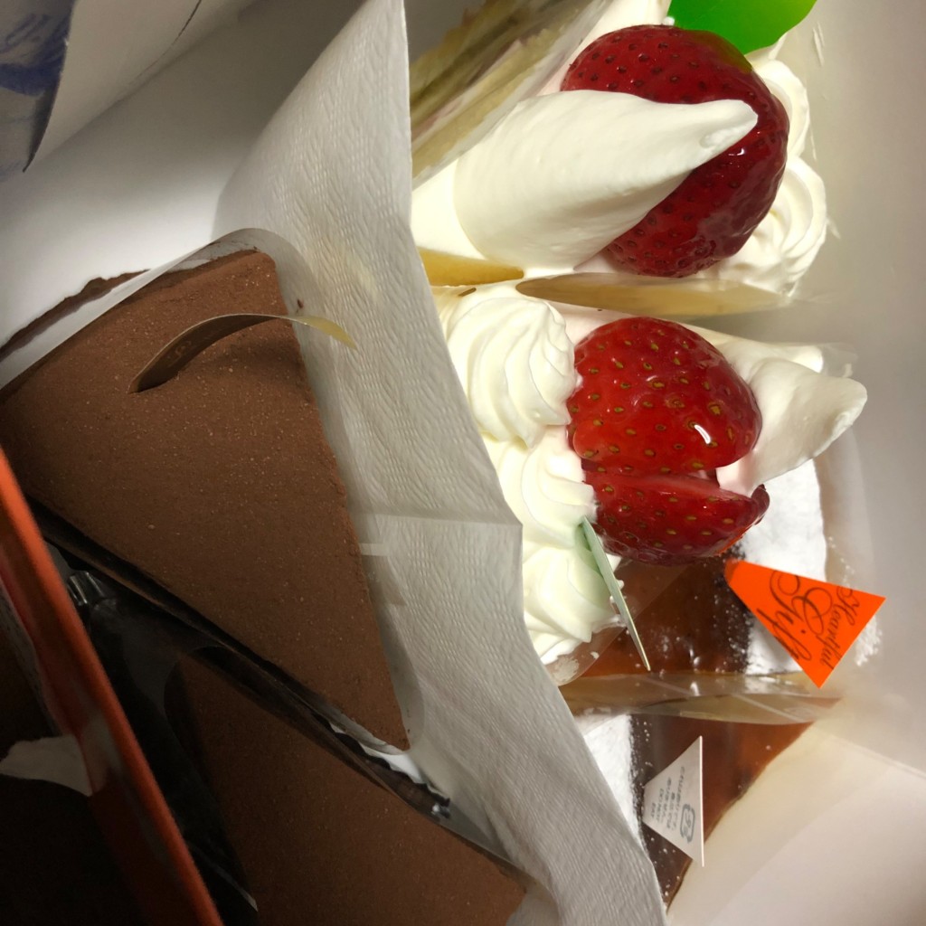 ユーザーが投稿したバスクチーズケーキの写真 - 実際訪問したユーザーが直接撮影して投稿した城山ケーキアントニオの写真