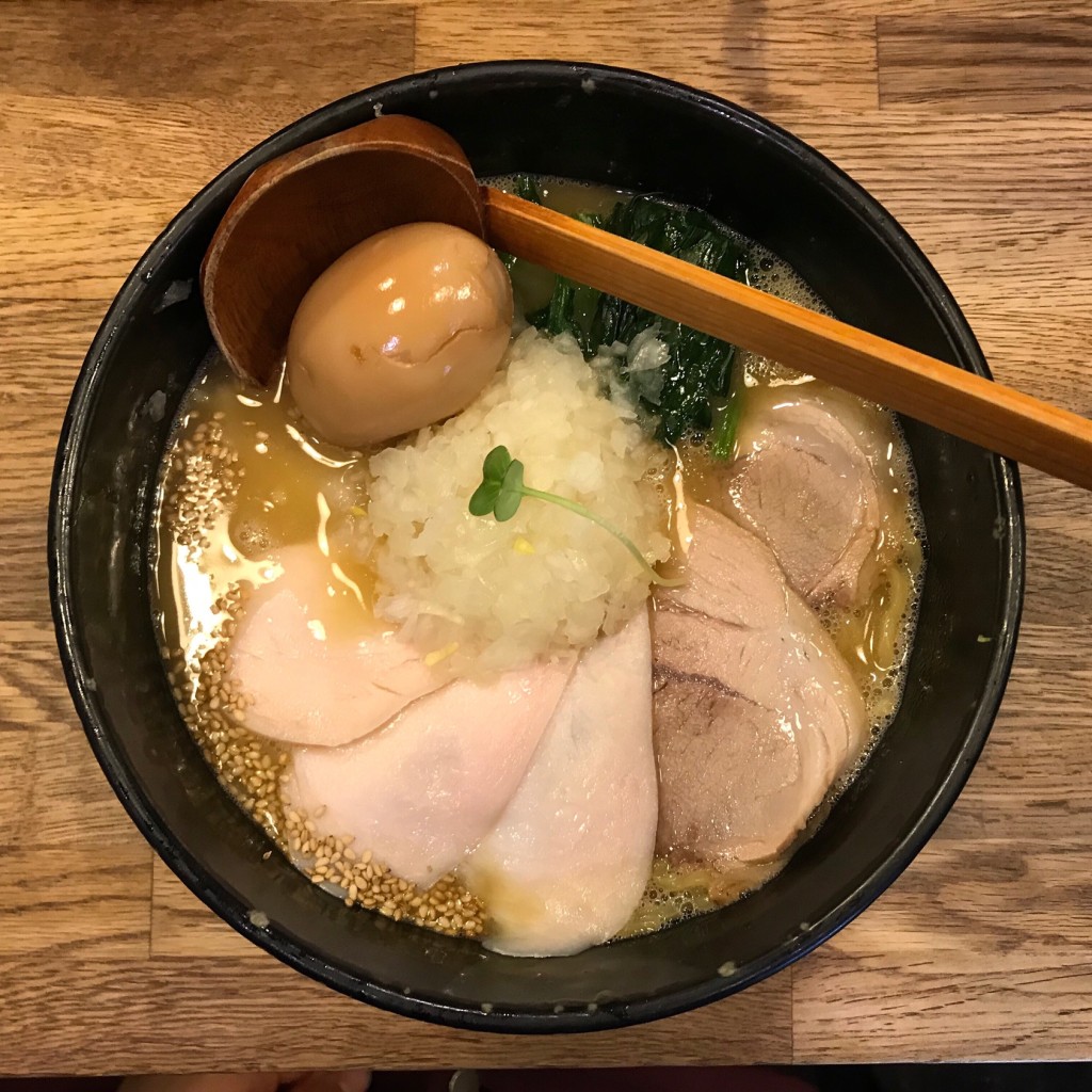 ユーザーが投稿した鶏白湯ラーメン醤油の写真 - 実際訪問したユーザーが直接撮影して投稿した高砂ラーメン / つけ麺麺屋 時茂 草加本店の写真