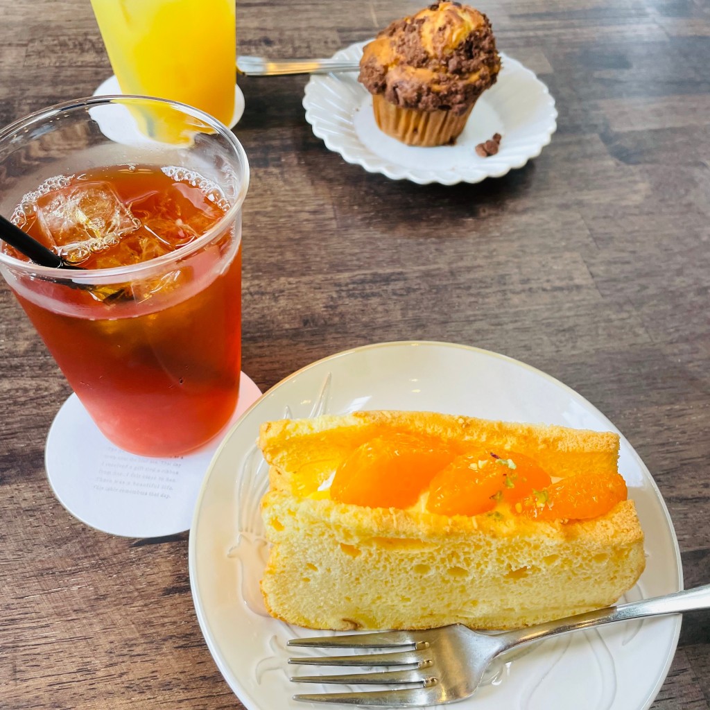 ユーザーが投稿した清見オレンジのシフォンサンドの写真 - 実際訪問したユーザーが直接撮影して投稿した朝日カフェhers tableの写真