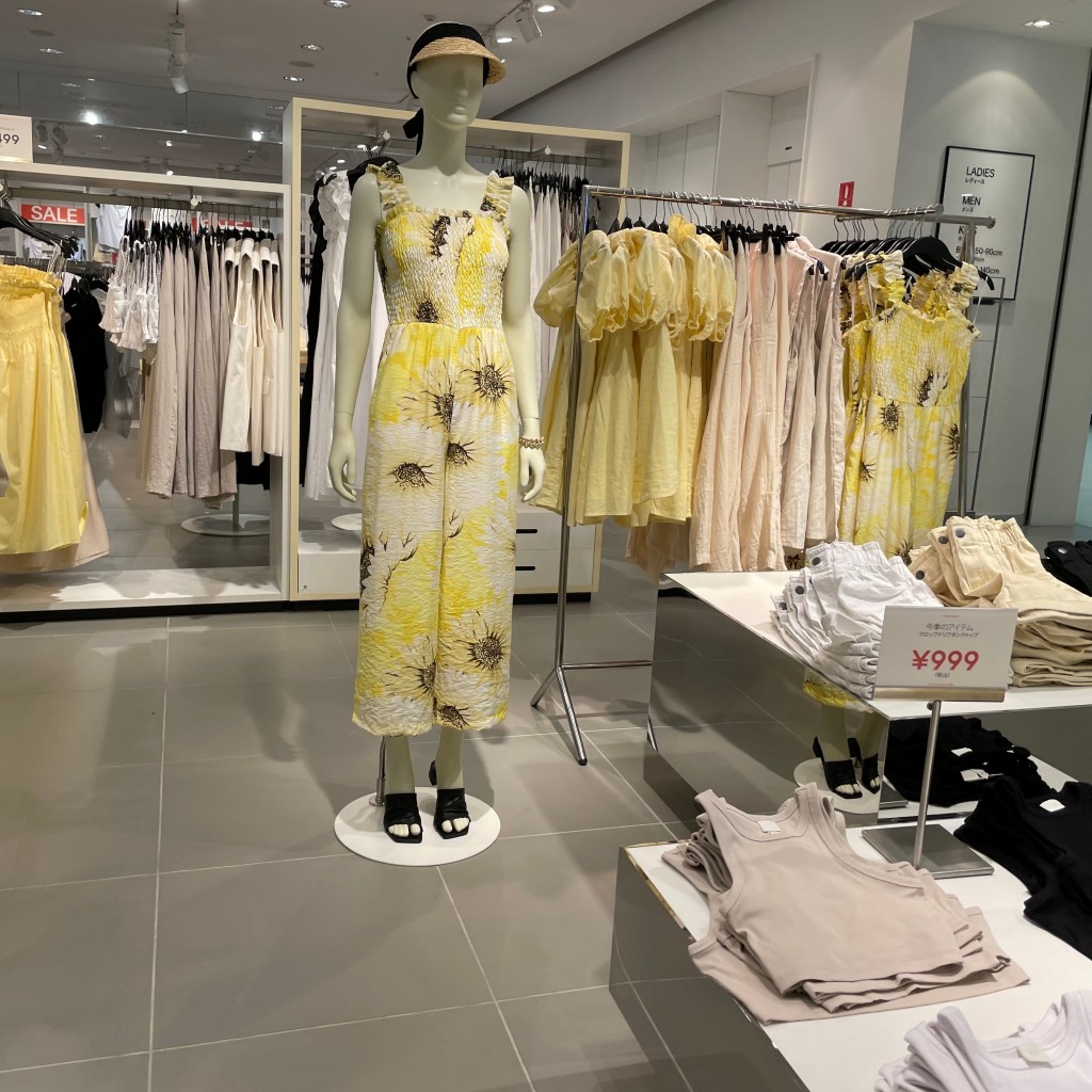 実際訪問したユーザーが直接撮影して投稿した柚木アパレルショップH&M MARKIS静岡店の写真