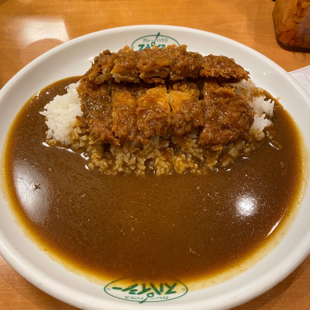 ユーザーが投稿した手仕込チキンカツカレーの写真 - 実際訪問したユーザーが直接撮影して投稿した聖護院山王町カレースパイシー 熊野神社店の写真