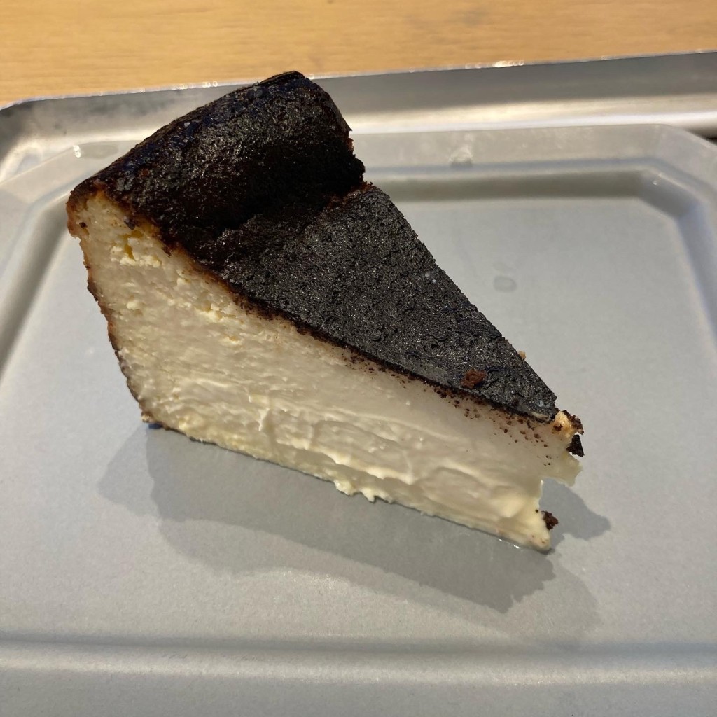 ユーザーが投稿したバスクチーズケーキの写真 - 実際訪問したユーザーが直接撮影して投稿した金田東カフェSOHOLM CAFE KISARAZUの写真