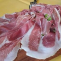 牛肉のカルパッチョ - 実際訪問したユーザーが直接撮影して投稿した東麻布イタリアンTrattoria Antiquatoの写真のメニュー情報