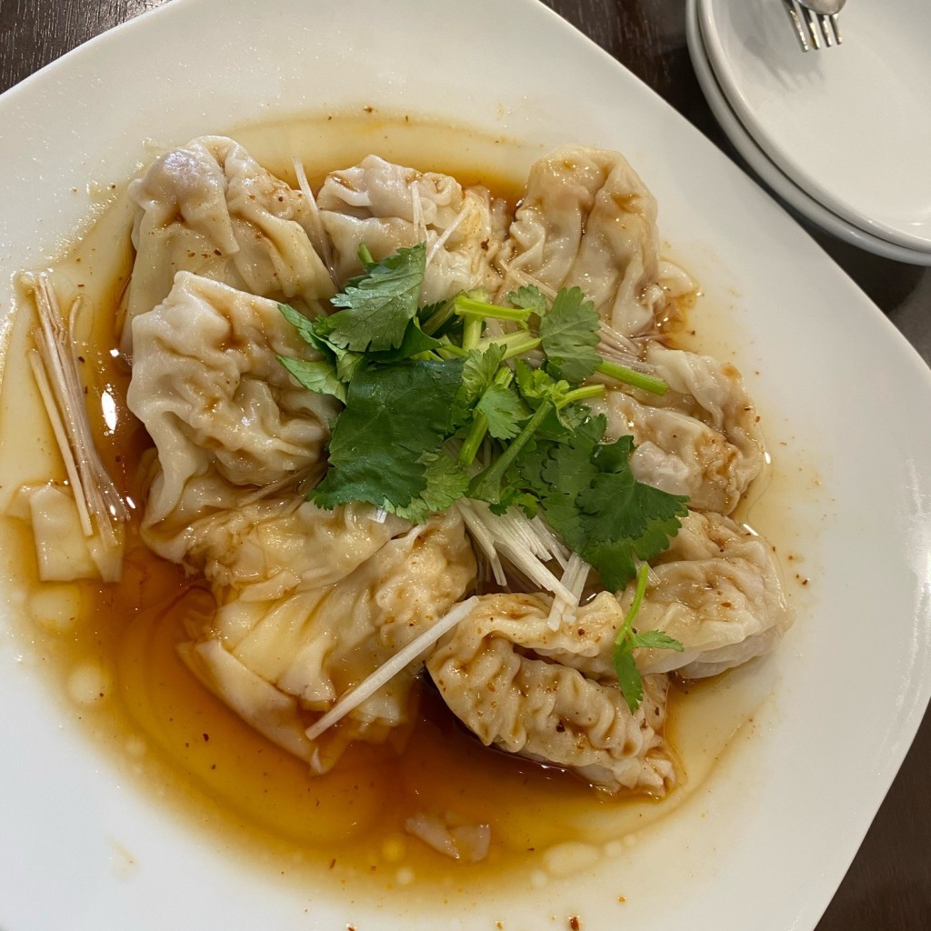 ユーザーが投稿した皿ワンタンの写真 - 実際訪問したユーザーが直接撮影して投稿した山下町中華料理許厨房の写真