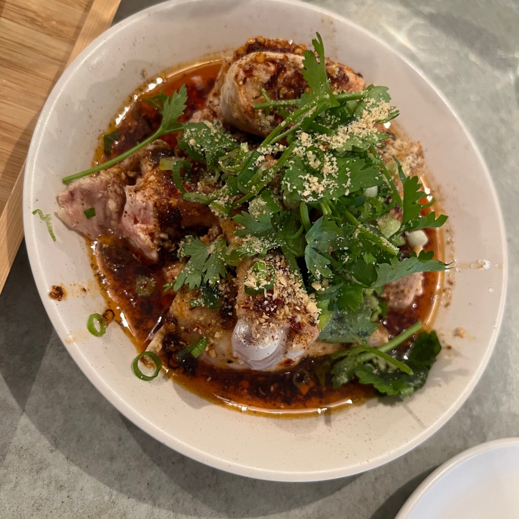 ユーザーが投稿した四川よだれ鶏の写真 - 実際訪問したユーザーが直接撮影して投稿した本町8丁目広東料理小梟の写真