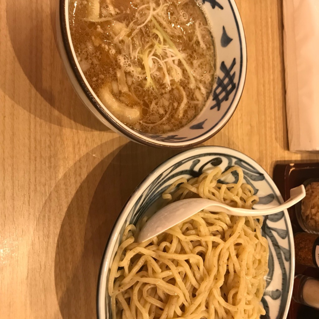 ユーザーが投稿した醤油つけ麺の写真 - 実際訪問したユーザーが直接撮影して投稿した飯田橋ラーメン専門店威風 飯田橋店の写真