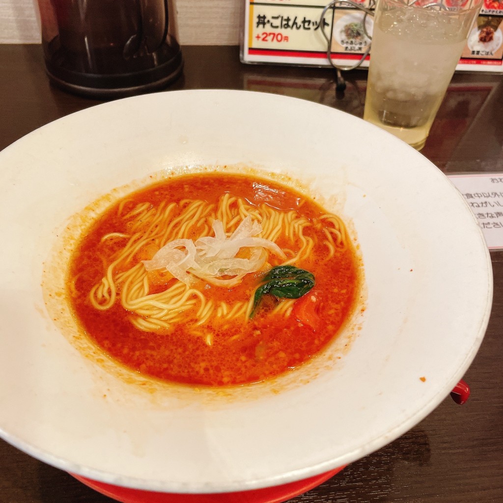 u1366さんが投稿した川原町ラーメン / つけ麺のお店真っ赤ならーめん とまこの写真