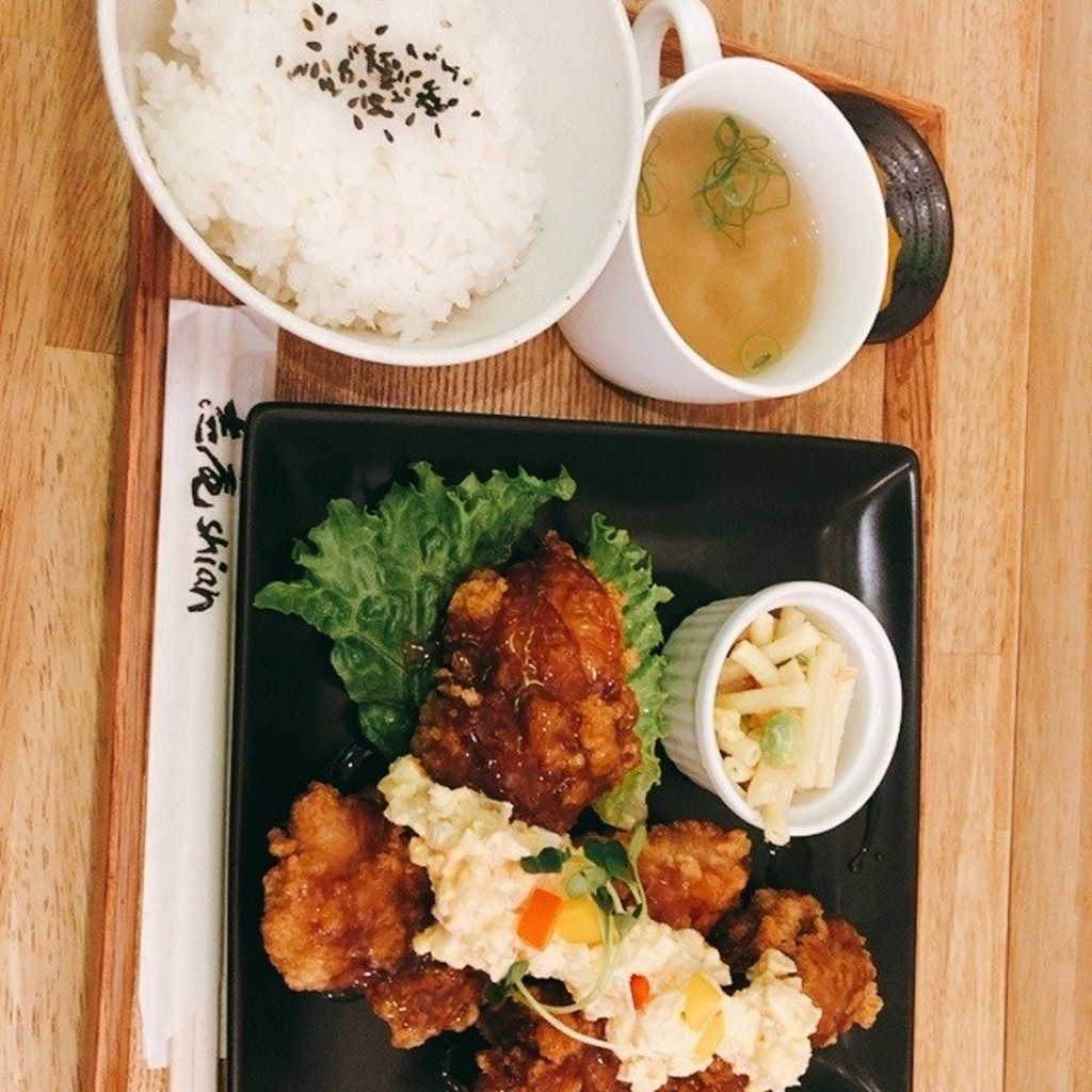 実際訪問したユーザーが直接撮影して投稿した堺町定食屋志庵の写真