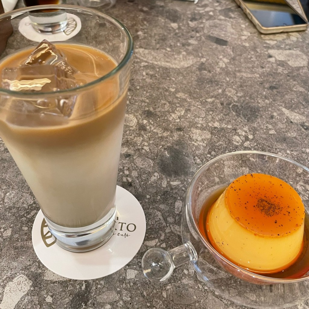 ユーザーが投稿した"龍の卵"と"ジャージー牛乳"のプリンの写真 - 実際訪問したユーザーが直接撮影して投稿した北浜ベーカリーパンカラト ブーランジェリーカフェの写真