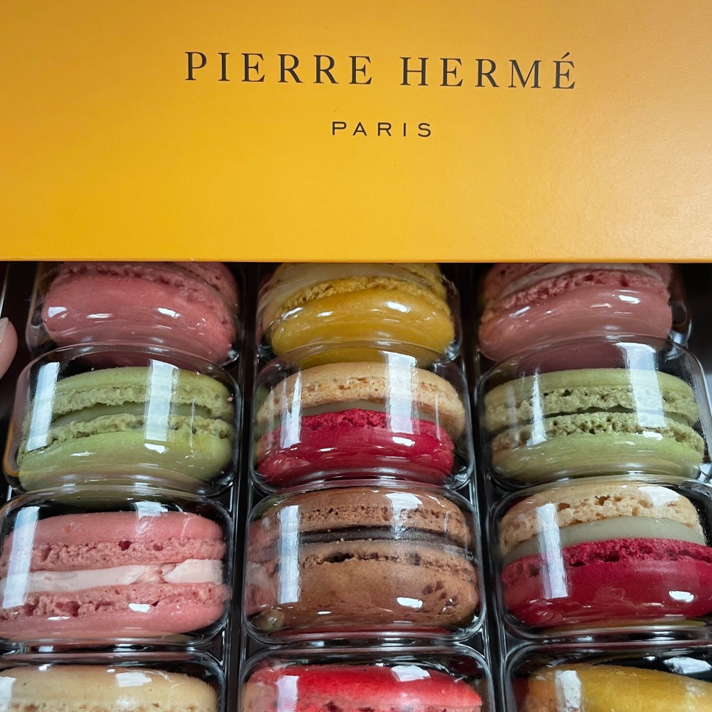 ぴーーーーさんが投稿した神宮前スイーツのお店PIERRE HERME PARIS 青山/ピエール エルメ パリ アオヤマの写真