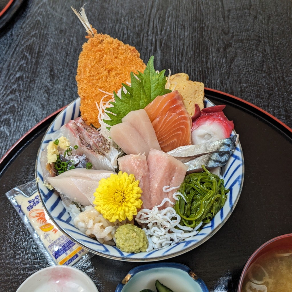ユーザーが投稿した海鮮丼の写真 - 実際訪問したユーザーが直接撮影して投稿した上江釣子居酒屋江釣子屋の写真