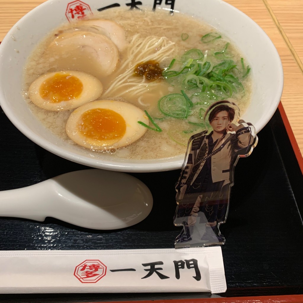 ユーザーが投稿した博多玉子ラーメンの写真 - 実際訪問したユーザーが直接撮影して投稿した取香ラーメン / つけ麺一天門 成田空港LCCターミナル店の写真