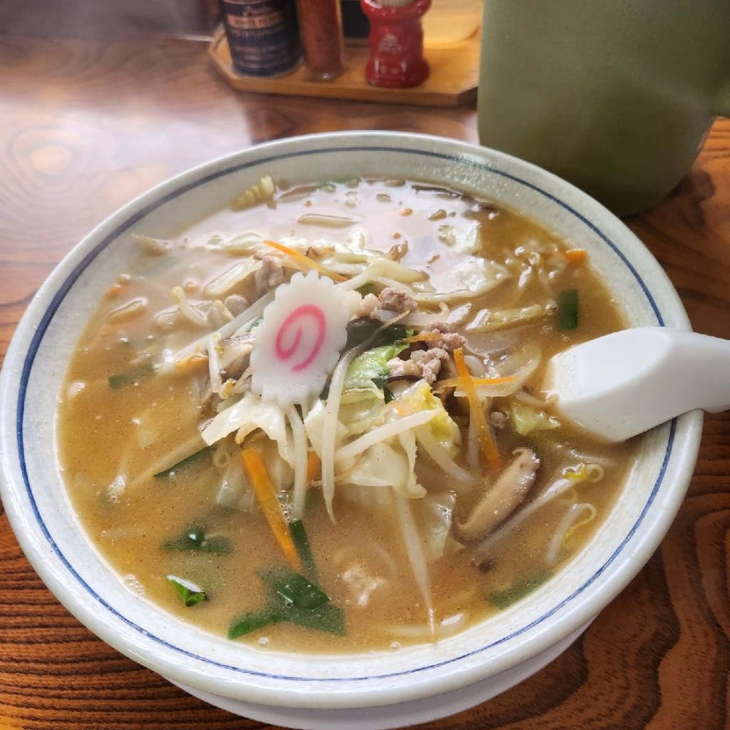 ユーザーが投稿したしいたけ味噌ラーメンの写真 - 実際訪問したユーザーが直接撮影して投稿した花園町定食屋まるた食堂の写真