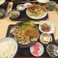 コンビ定食 - 実際訪問したユーザーが直接撮影して投稿した芝居酒屋○気の写真のメニュー情報