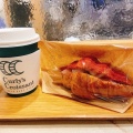 実際訪問したユーザーが直接撮影して投稿した丸の内ベーカリーCurlys Croissant TOKYO BAKE STANDの写真