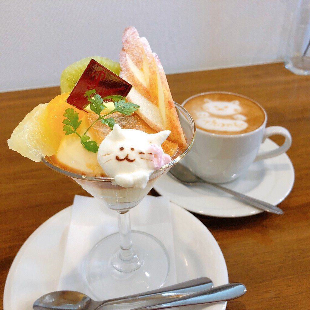 Qtaroさんが投稿した西大寺北町カフェのお店sweets cafe&bar 2.es/Sweets café&bar 2.esの写真