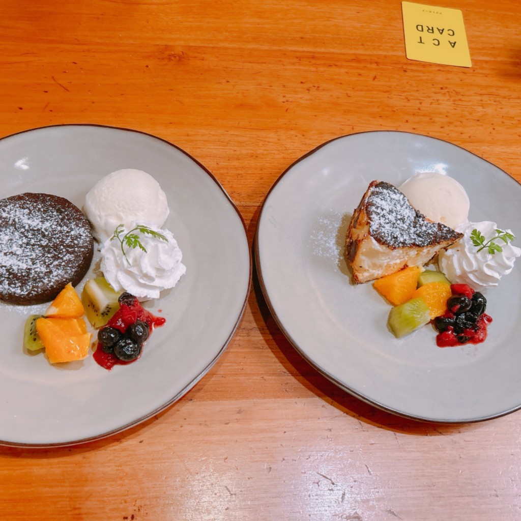ユーザーが投稿したバスクチーズケーキの写真 - 実際訪問したユーザーが直接撮影して投稿した岸田堂北町イタリアンピソラ岸田堂店の写真