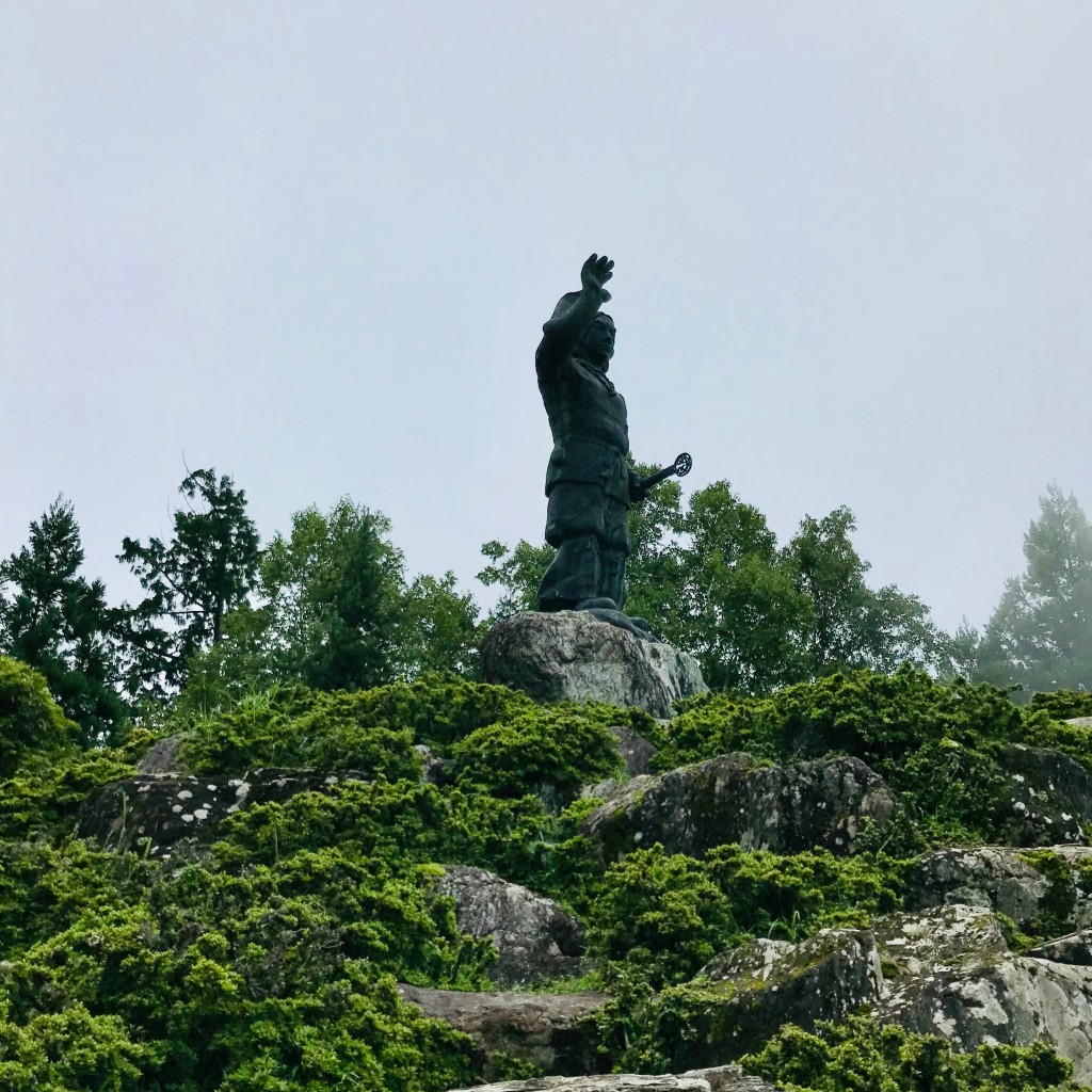 実際訪問したユーザーが直接撮影して投稿した三峰銅像日本武尊銅像の写真