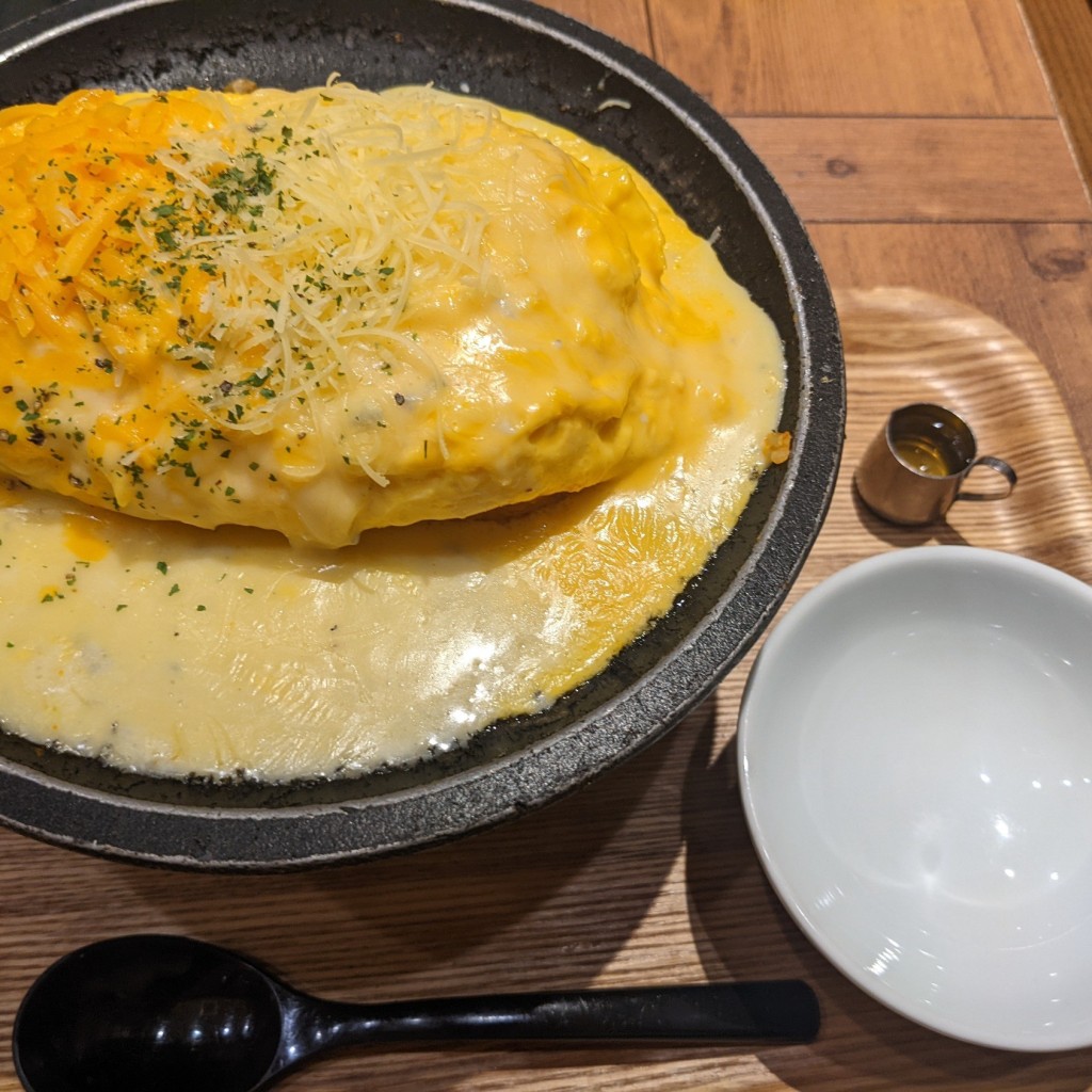 ユーザーが投稿した限・クアトロ焼きオの写真 - 実際訪問したユーザーが直接撮影して投稿した石内東洋食神戸元町ドリア THE OUTLETS HIROSHIMA店の写真