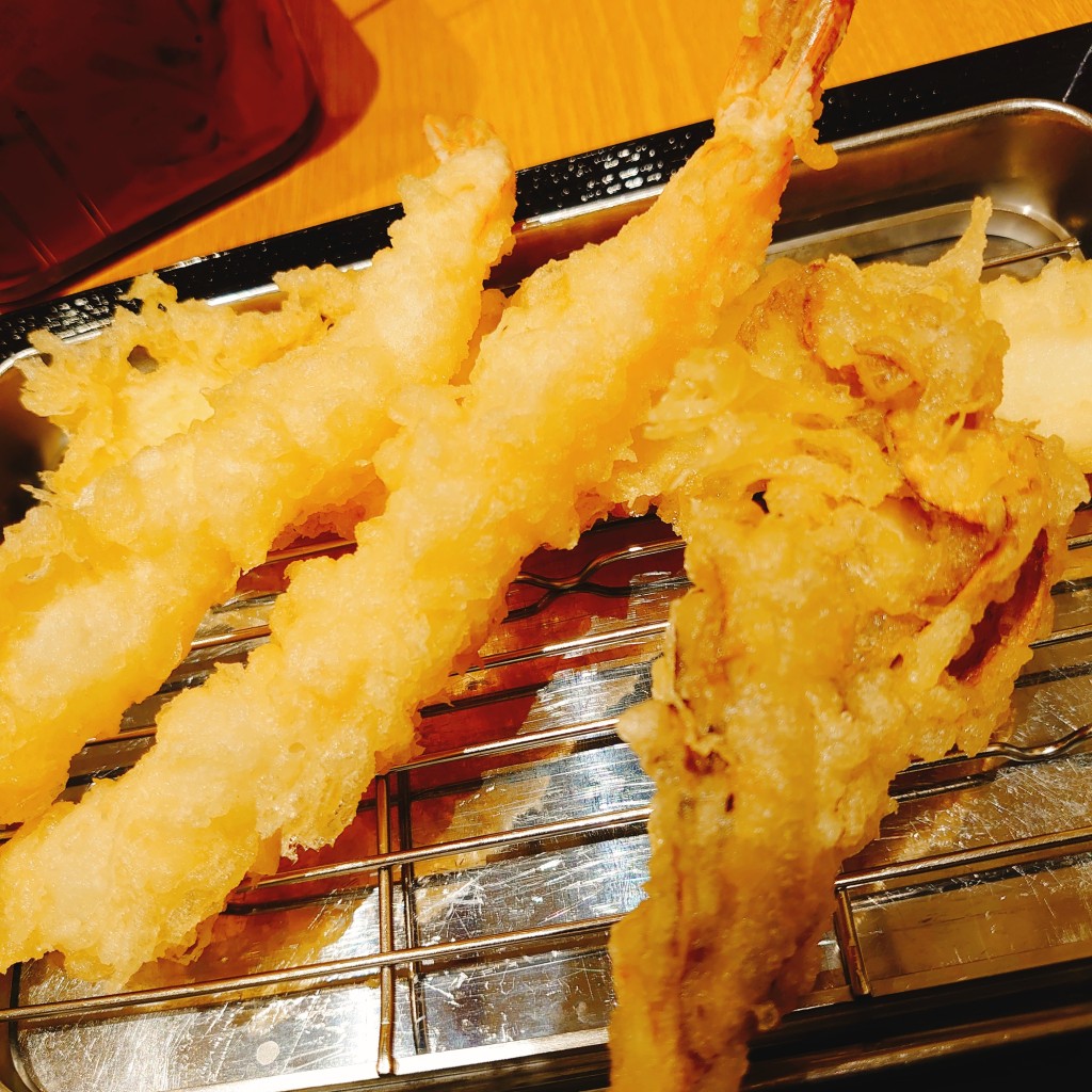 ユーザーが投稿した天ぷら定食+海老の写真 - 実際訪問したユーザーが直接撮影して投稿した千代崎天ぷらまきの イオンモール大阪ドームシティ店の写真