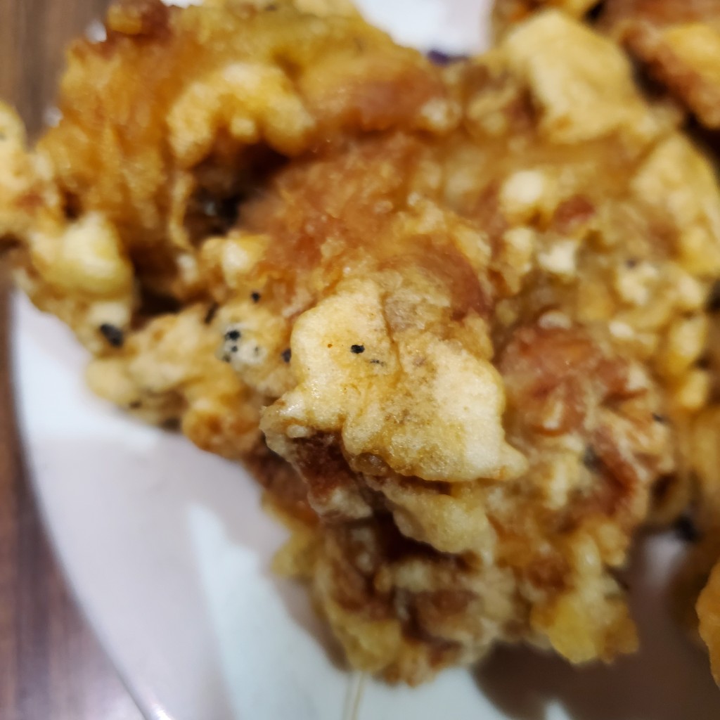 ユーザーが投稿した鶏の唐揚げの写真 - 実際訪問したユーザーが直接撮影して投稿した平岡町新在家中華料理萬順 元祖 小籠包の写真