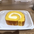 ハーブ卵のロールケーキ - 実際訪問したユーザーが直接撮影して投稿した南幸カフェ三本珈琲店 CIAL店の写真のメニュー情報