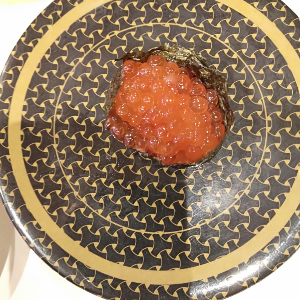 ユーザーが投稿した寿司皿100円の写真 - 実際訪問したユーザーが直接撮影して投稿した三日町回転寿司はま寿司 箕輪店の写真