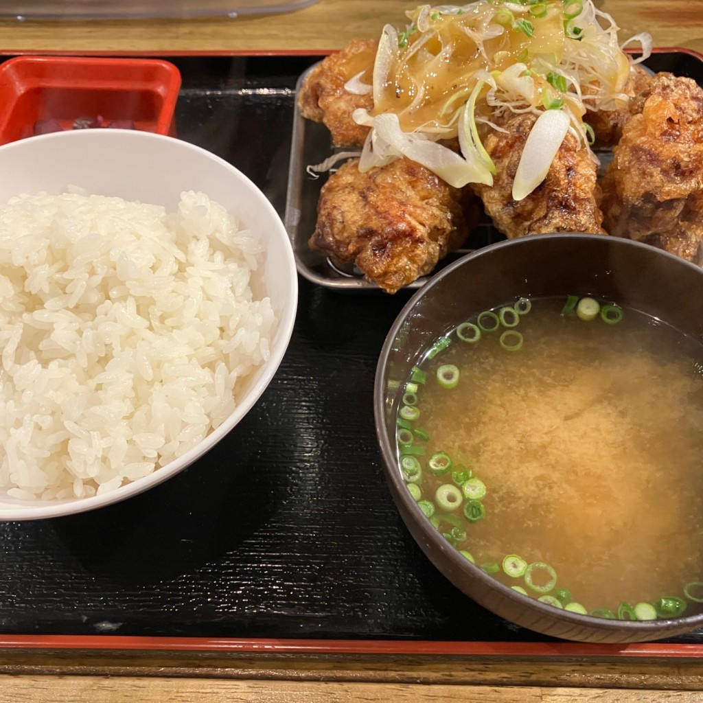 伊藤優さんが投稿した大須居酒屋のお店骨付鳥・からあげ・焼鳥 がブリチキン。 大須3丁目店/ガブリチキン オオスサンチョウメテンの写真