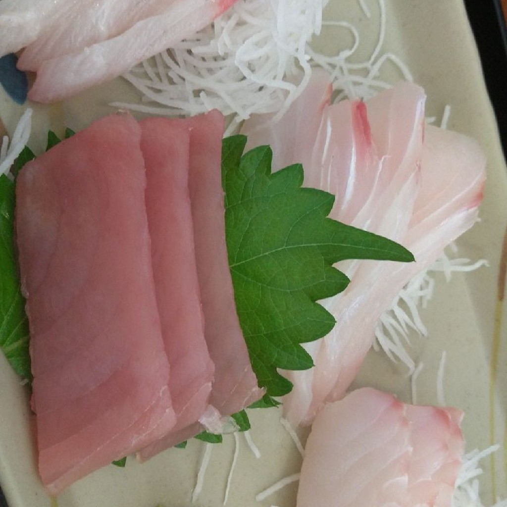 ユーザーが投稿した刺身定食の写真 - 実際訪問したユーザーが直接撮影して投稿した魚介 / 海鮮料理大洗漁協直営店 かあちゃんの店の写真