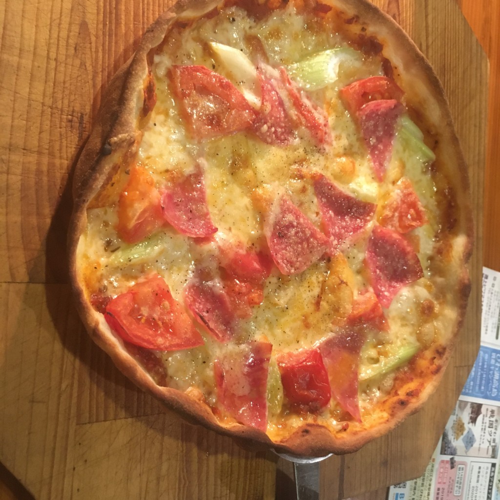 ユーザーが投稿したピザの写真 - 実際訪問したユーザーが直接撮影して投稿した朽木栃生イタリアンパラディゾの写真