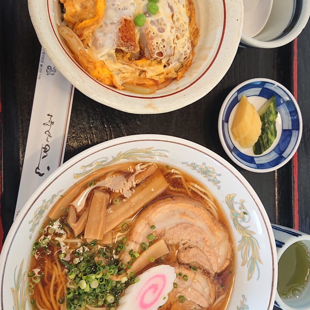 ユーザーが投稿したラーメン ミニかつ丼の写真 - 実際訪問したユーザーが直接撮影して投稿した高松そば清見そば 登呂支店の写真