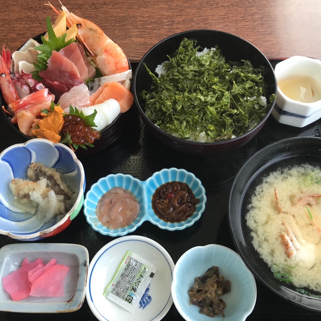 ユーザーが投稿した海鮮丼の写真 - 実際訪問したユーザーが直接撮影して投稿した戸田かに料理お食事処かにや 戸田本店の写真