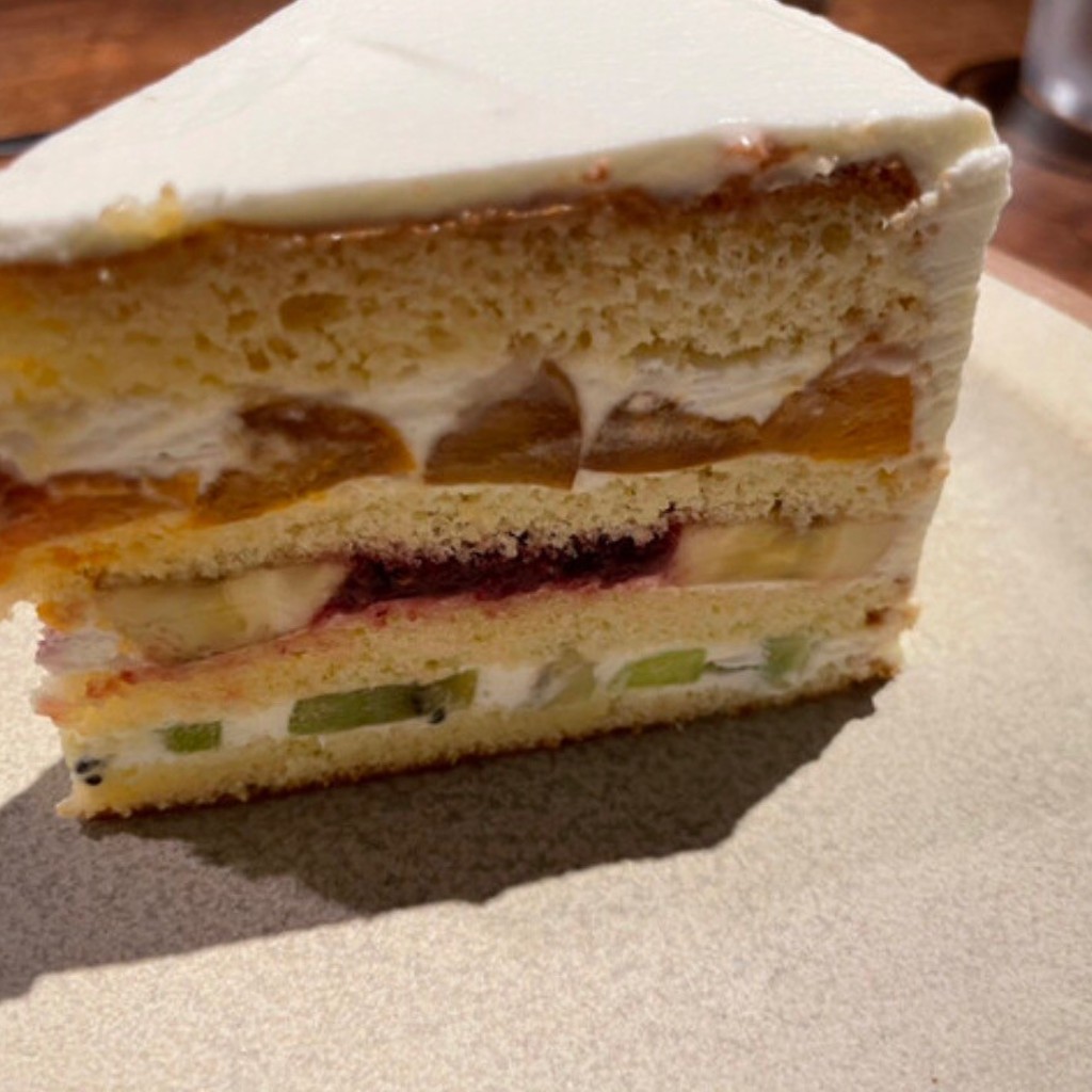ユーザーが投稿したフルーツショートケーキの写真 - 実際訪問したユーザーが直接撮影して投稿した太子堂カフェCAFE Mame-Hico 三軒茶屋店の写真