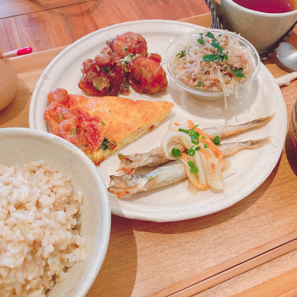 ユーザーが投稿した組む定食の写真 - 実際訪問したユーザーが直接撮影して投稿した石神井町定食屋イトヘンの写真