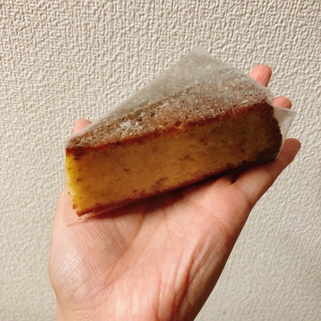 ユーザーが投稿したピスタチオケーキの写真 - 実際訪問したユーザーが直接撮影して投稿した吉田町スイーツBAKE ROOMの写真