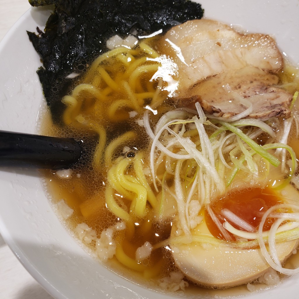 ユーザーが投稿したコダワリ醤油ラーメン(コッテリ)の写真 - 実際訪問したユーザーが直接撮影して投稿した下川俣町寿司魚べい 下川俣店の写真