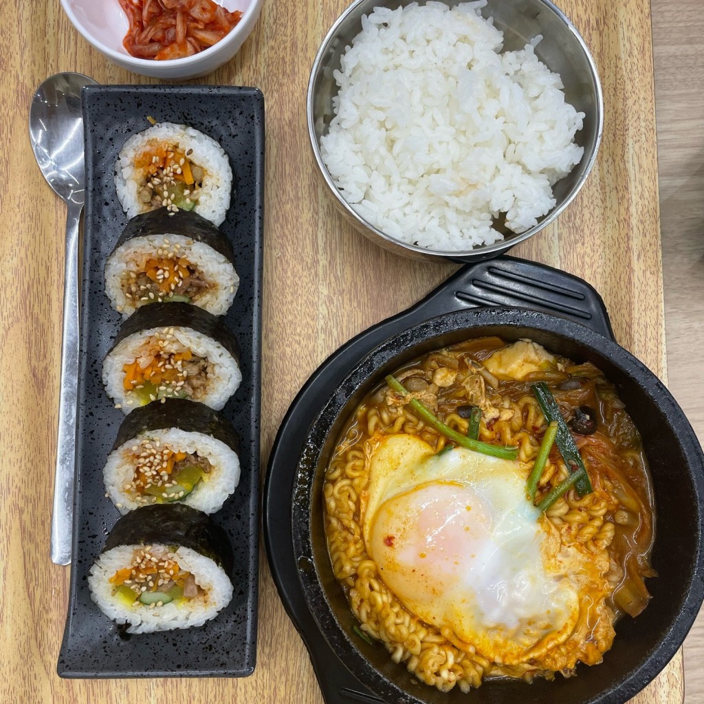 ユーザーが投稿したL韓国ラーメンの写真 - 実際訪問したユーザーが直接撮影して投稿した戸崎町韓国料理Kα イオンモール岡崎店の写真