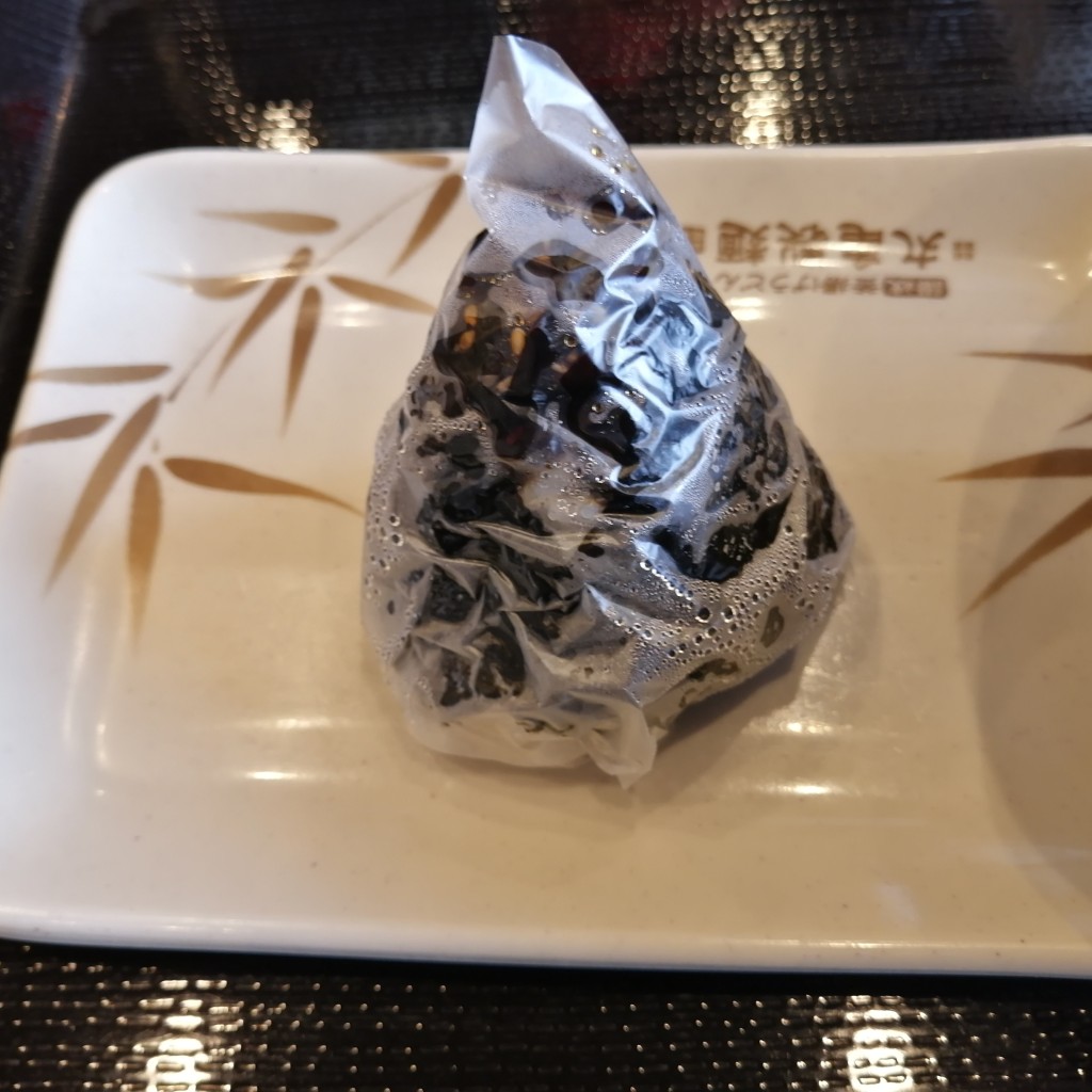 ユーザーが投稿したこんぶおむすび(140)の写真 - 実際訪問したユーザーが直接撮影して投稿した三町うどん丸亀製麺 松山松末店の写真